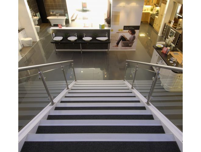 Stair Nosing GA 1329s Natural Anodised - Carpet View 2